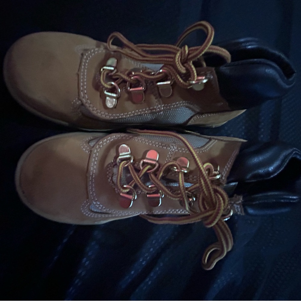 Boots - Picture 2 of 8